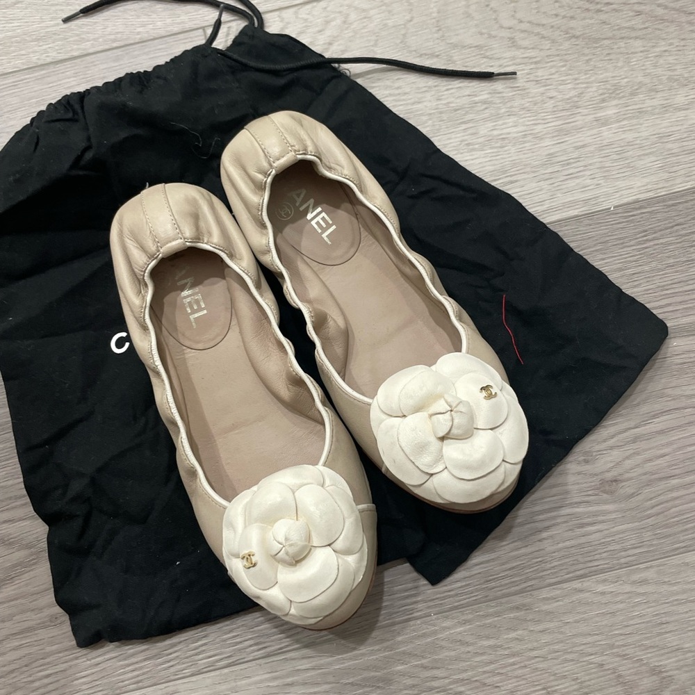 Chanel Flat